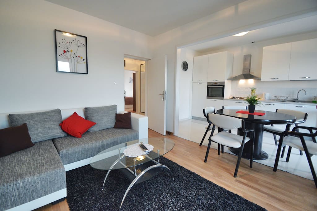 Kitchen & Living Room