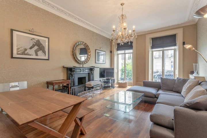 Perfect family location in South Kensington