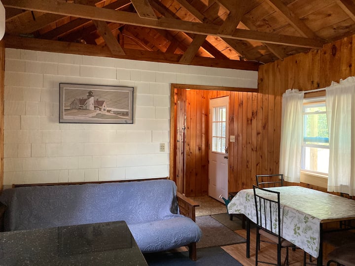 Small Cottage Within 7 Minute Walk To The Beach - Old Orchard Beach