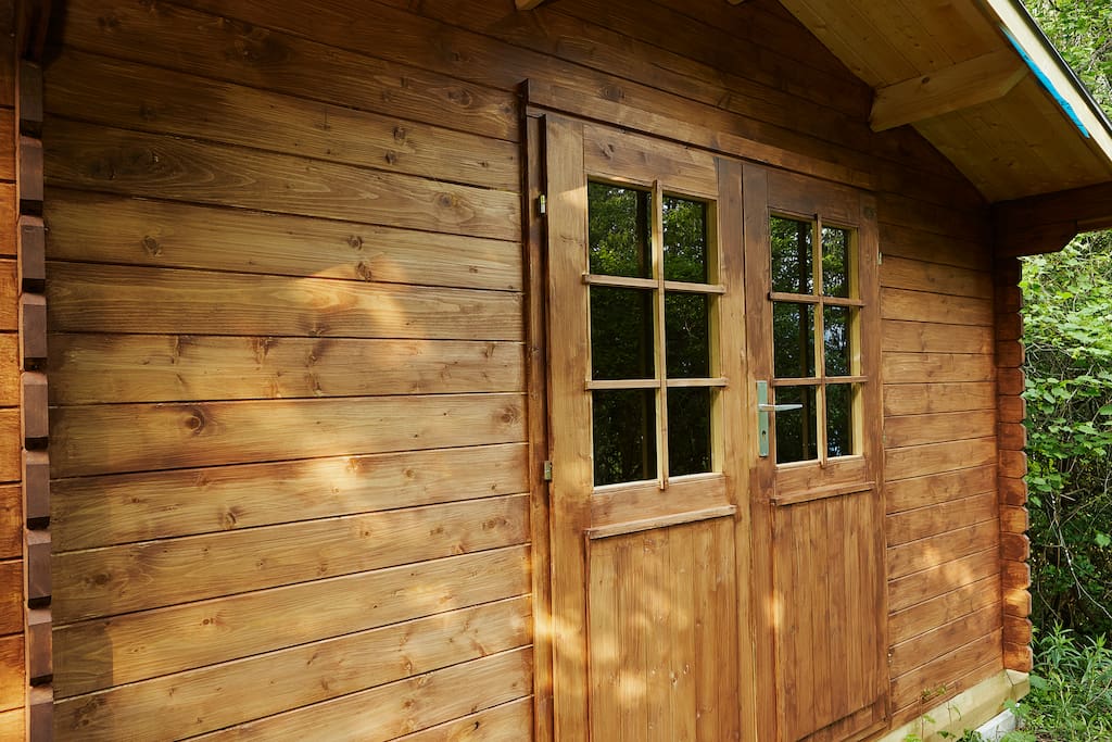 Our Secluded Cabin is athe perfect place for unplugging, recharging the batteries or working on your creative expressions.
The Cabin has plenty of natural sunlight, but also has curtains that can block out the light for a solid night's sleep!