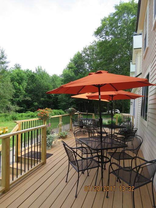Relax with a beverage on our back deck overlooking the yard and peeks of Round Pond Harbor. Or enjoy your morning coffee before homemade country breakfast is served, listening to the lobster boats begin they’re workday.