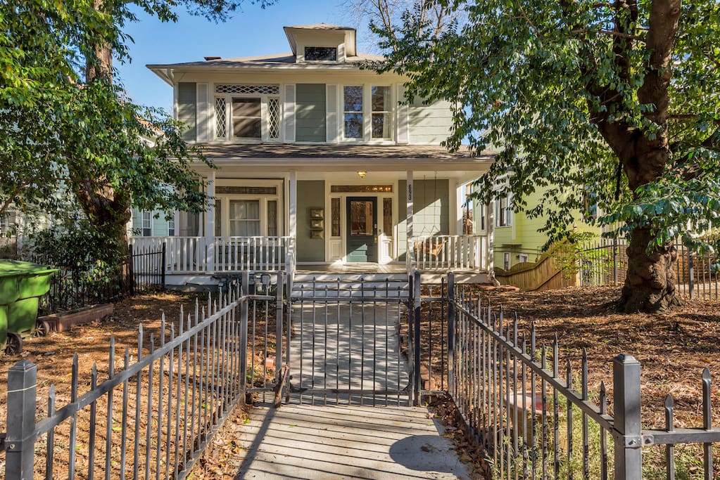 Come enjoy midtown from the comfort of our home.