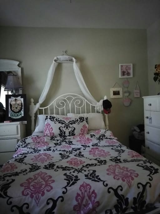 2 room availability at an additional cost.
