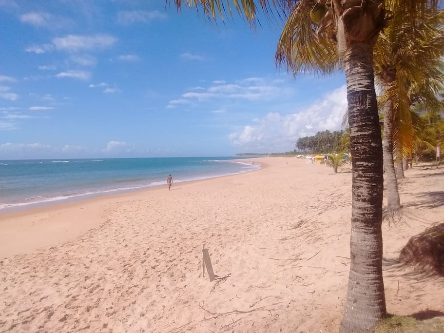 Costa marítima de Guarajuba