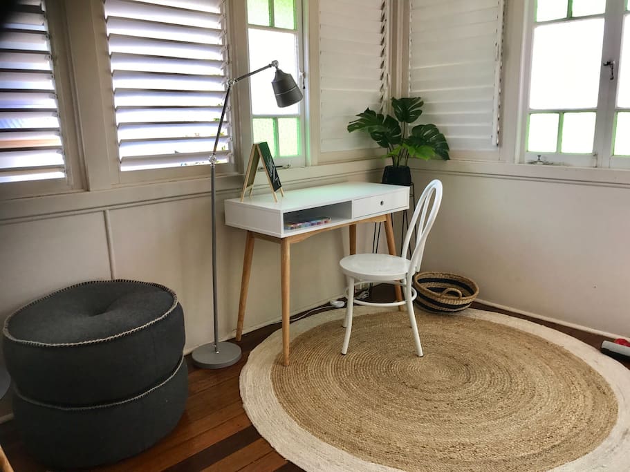 Entry and Work Desk