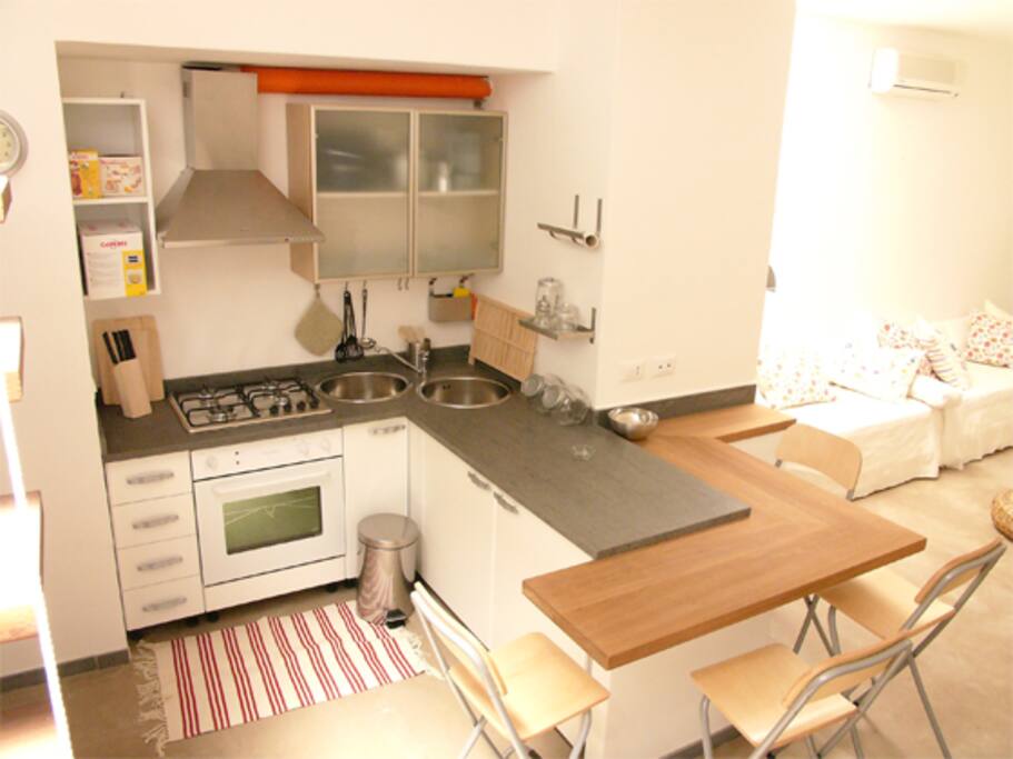 L'angolo cucina