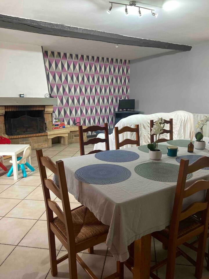 Maison Champêtre Au Coeur De La Campagne- 10 Pers. - France