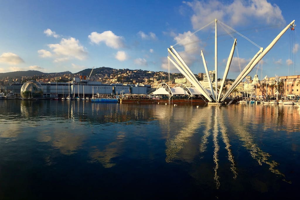 Il quartiere: Porto Antico e Acquario 3 min. a piedi