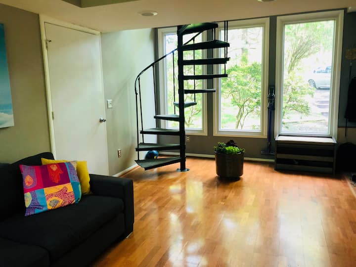 Fully Stocked Creekside Sauna Retreat With Privacy - New Paltz, NY