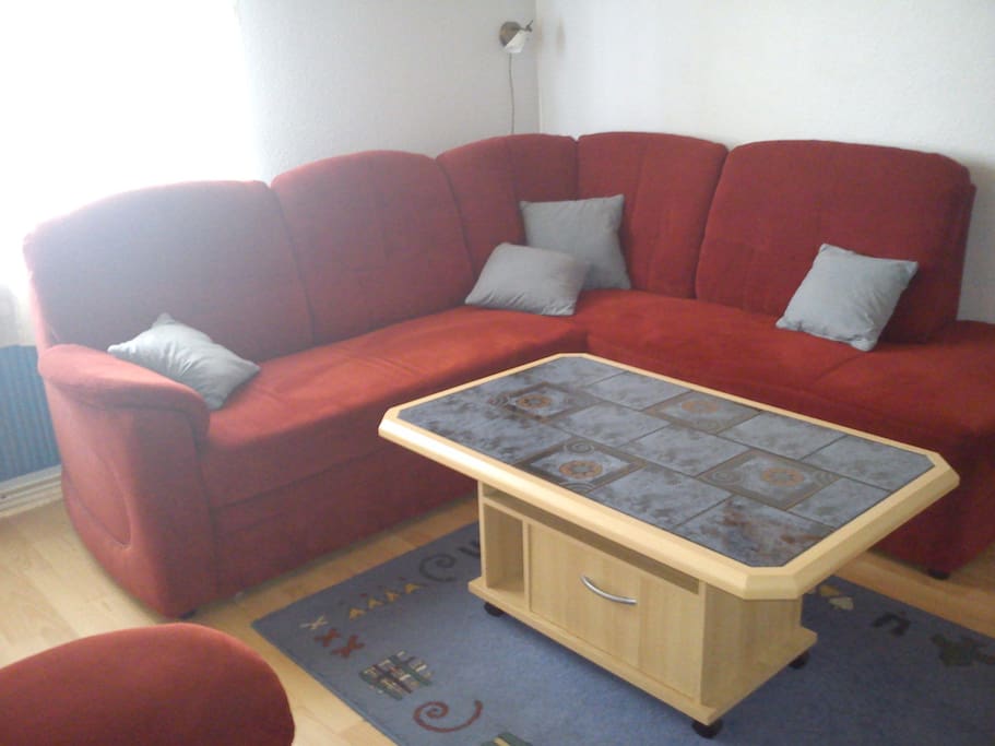 Wohnzimmer mit Schlafcouch