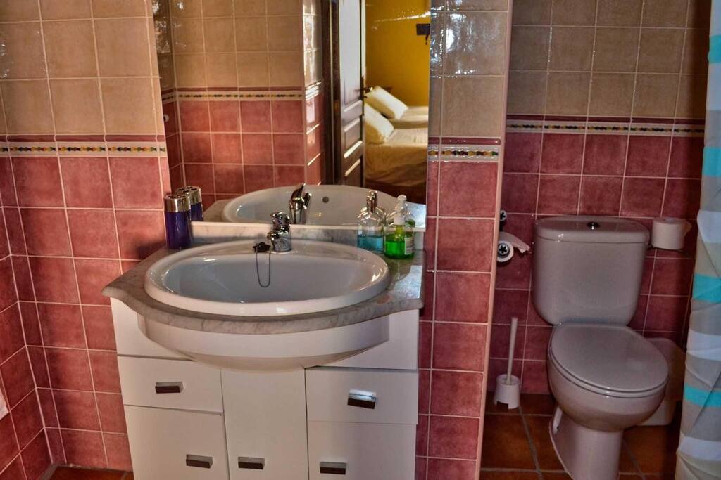 Badezimmer 2