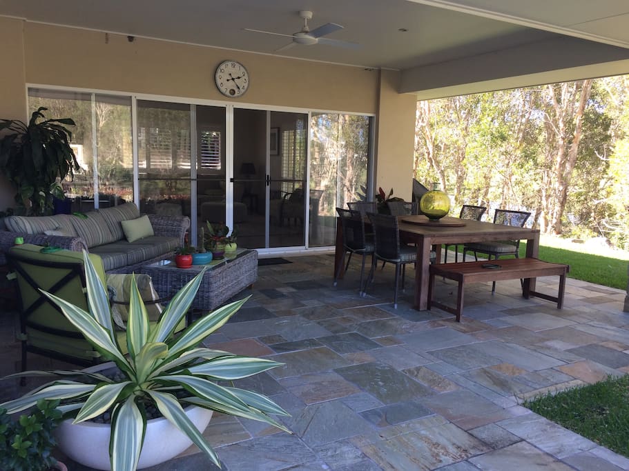 Outdoor entertainment area
