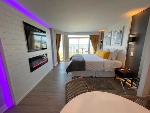 Oceanfront Purple LUX / High End / Prime Location