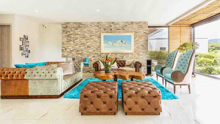 Luxury Home In Exclusive Complex Near Pereira - Pereira