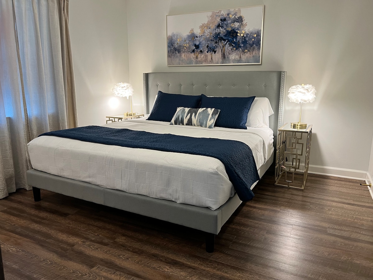 Hoofdslaapkamer 1, kingsize bed