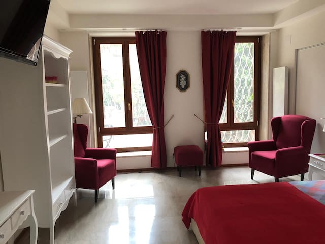 Ca’ Ferrari, tranquility and comfort in Venice