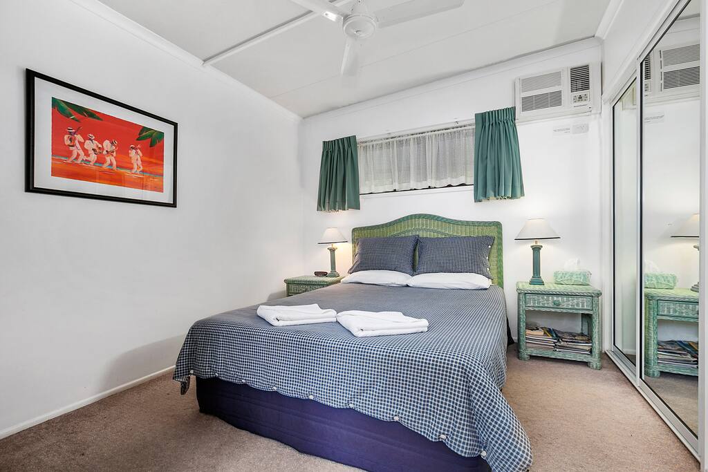 Jade Queen room