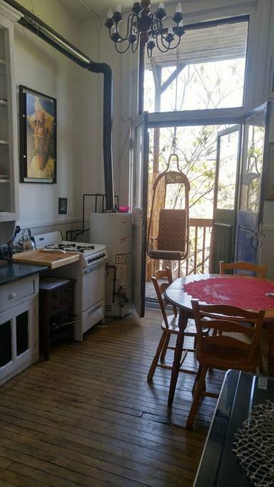 The art gallery flat/ L’appartment des artistes