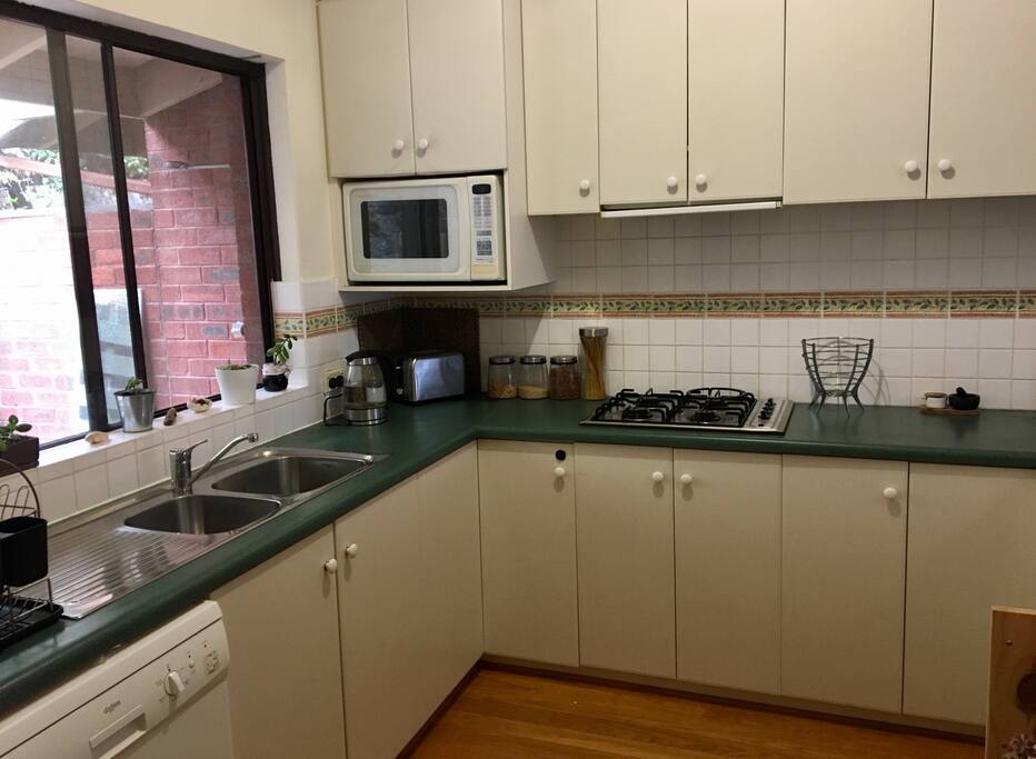 Gas cook top, dishwasher and all appliances / cutlery.