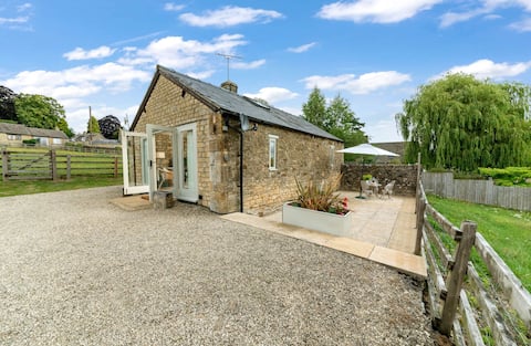 Oxbow Cottage, Maugersbury