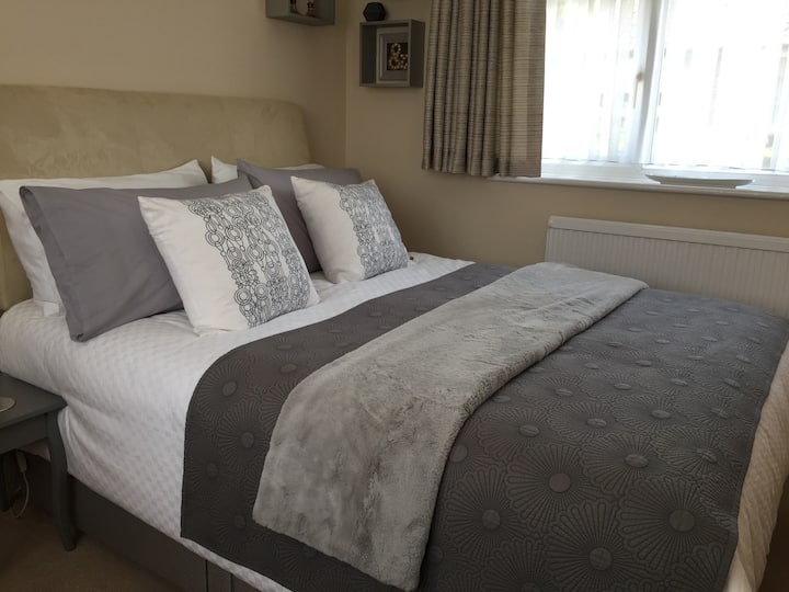 Двойна спалня 