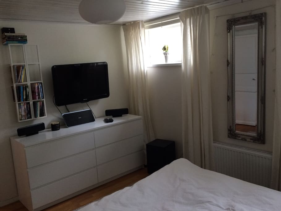 TV and dvd.