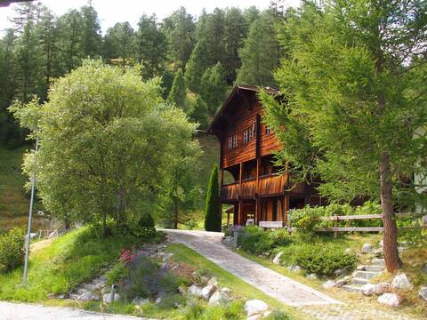 Holiday home for families in the Swiss alps
