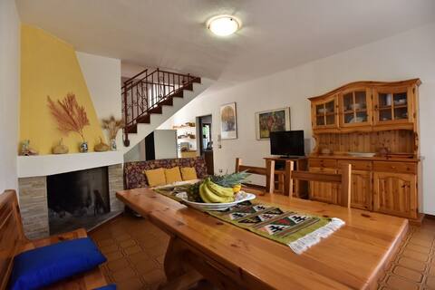 Airbnb con migliori performance: Casa Ayla, 1 min from the sea, 10 min from the hill. a Sarroch