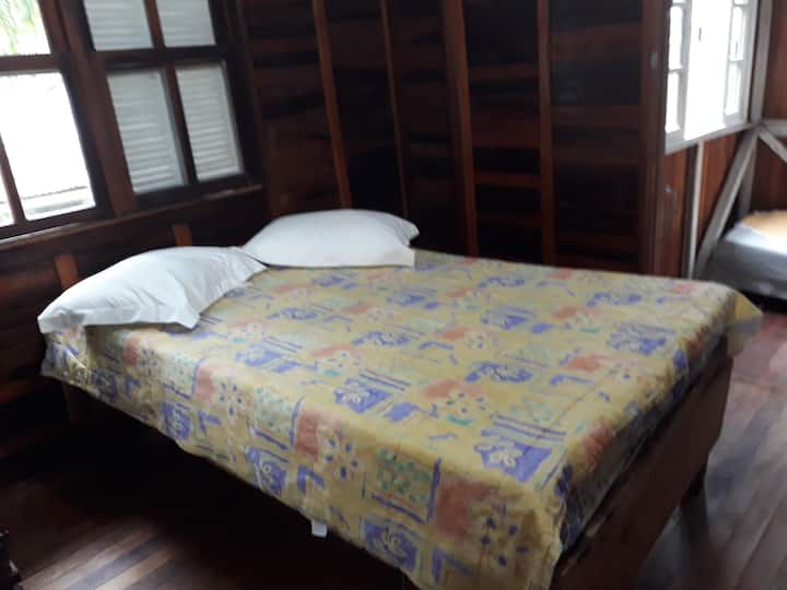 Studio Një krevat dopio 