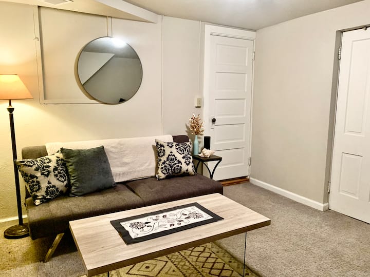 Всекидневна на по - ниско ниво