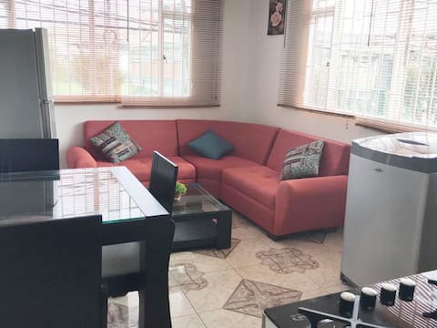 Popular Airbnb listing: Nice apartment near Outlets of the Americas in Puente Aranda