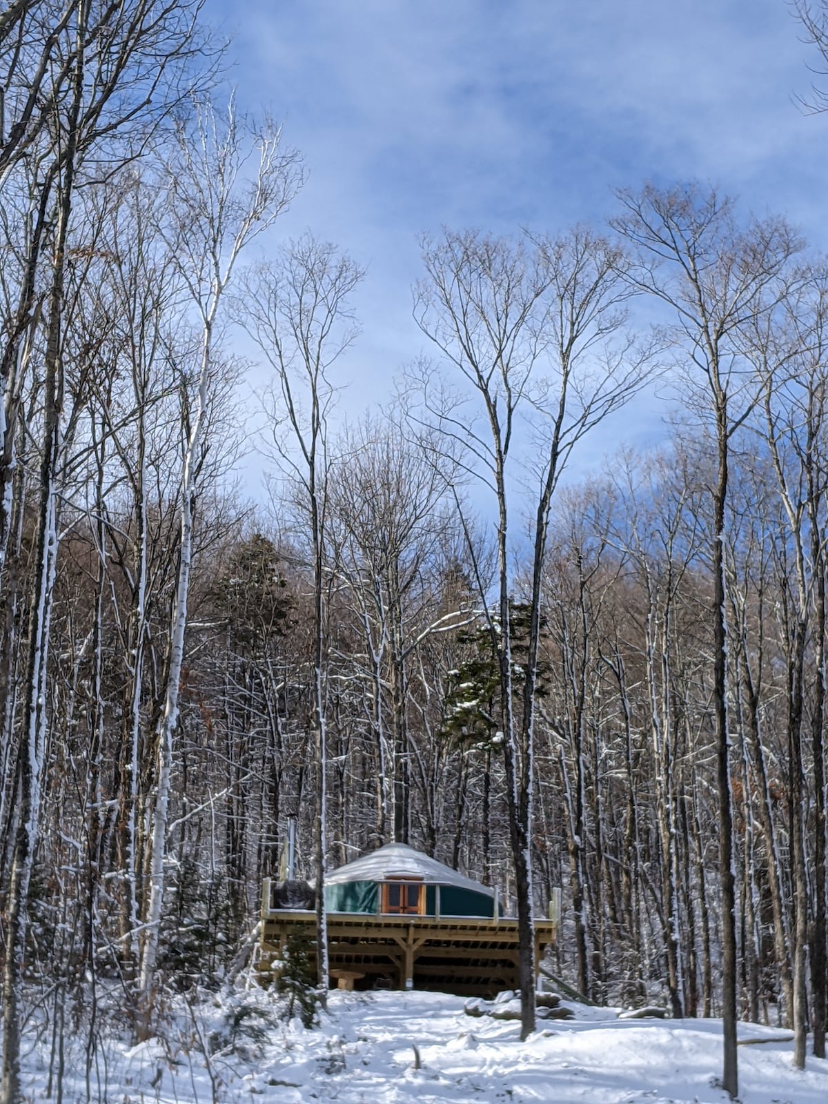 Lake Champlain Vermont Snow Hike Near Me The Yurt At Mt Snow