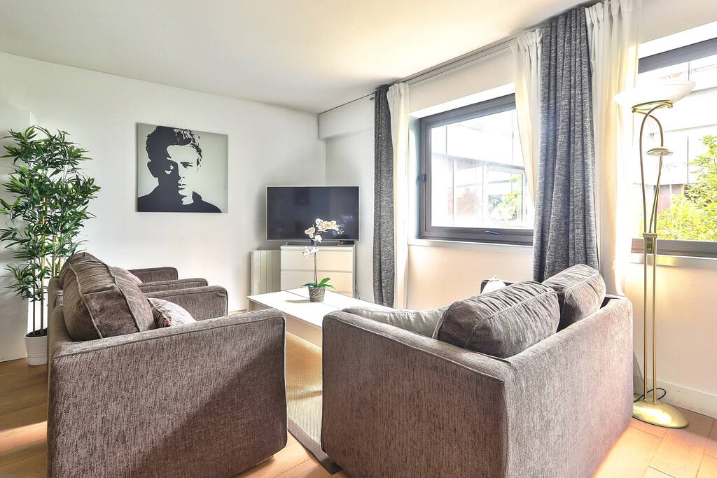 very cozy living room