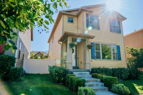 Mins to Lagoon, DT, & Airport! Fenced Yard & BBQ!