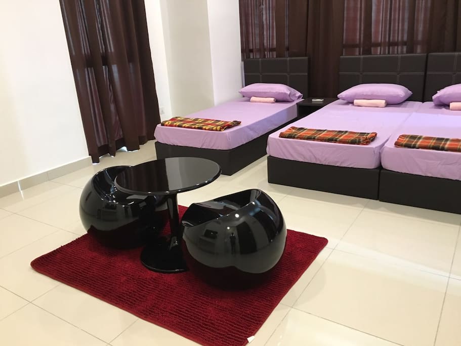 3 single beds