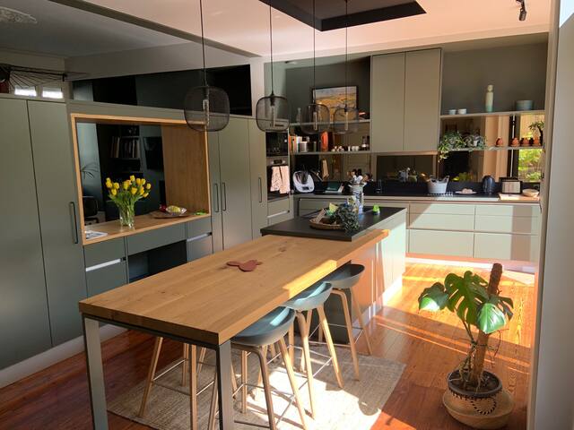 A 2 pas de la gare : Luxe, calme et convivialité gallery image 4