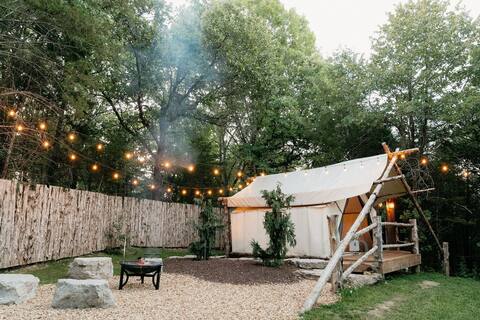 Glamping on 53 acres, 15 mins from Branson Landing