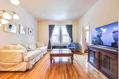 Top Airbnb: Maison Royale II · whole house, 3 BR, backyard in Trois Rivières