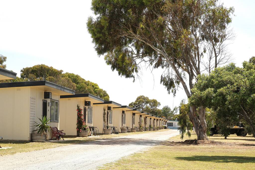 Cabin Frontage