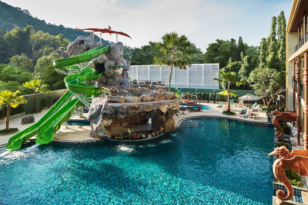 Fantasy Pool with waterslides