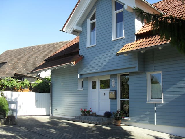 Charmante Privatunterkunft in einem Weinort