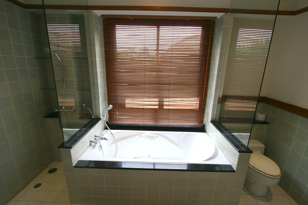 Ensuite bathroom