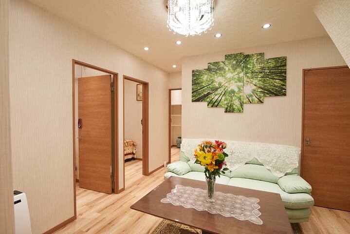 新宿豪华别墅6LDK~6bedroom，两套卫浴，最大12人 gallery image 4