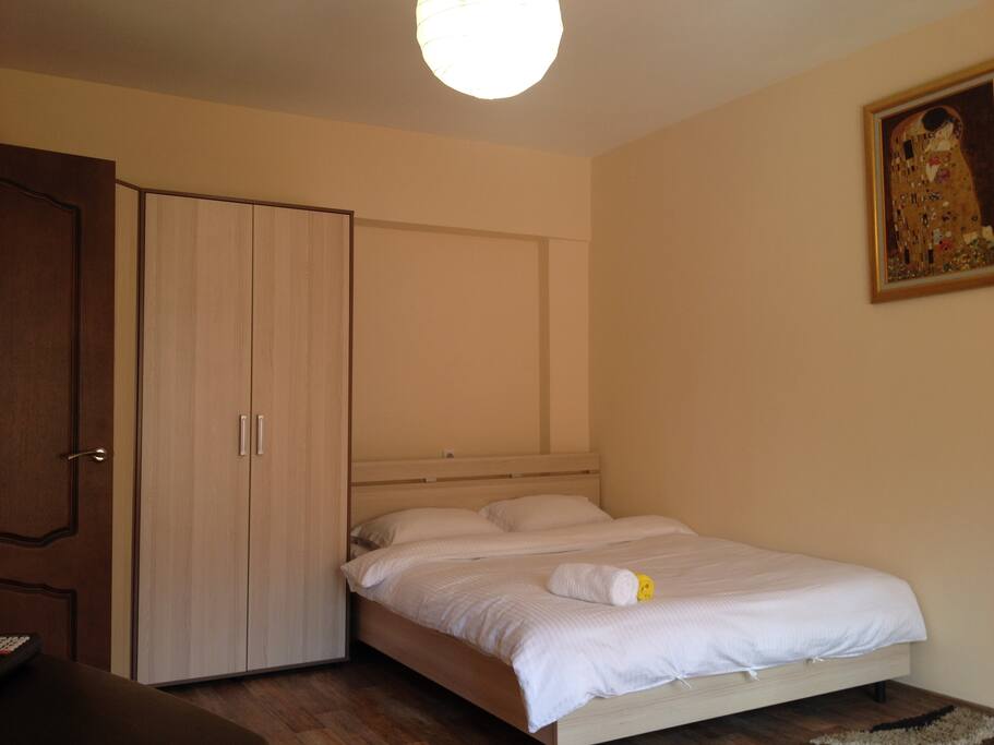 clean linen and towels, good big bed