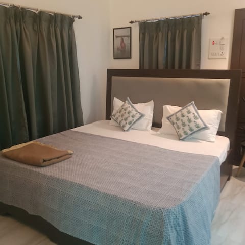 Std. Room Branded Homestay 5 min from Ram Mandir