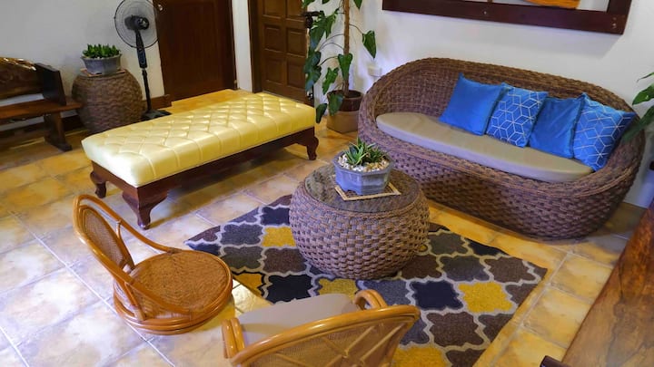 Family Suite In Beachfront Resort - Binmaley