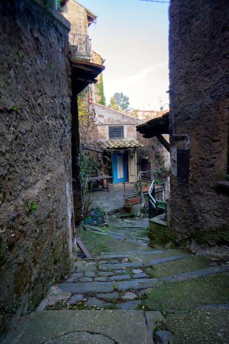 street to the house