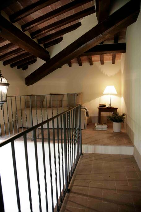 Alcove bed