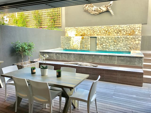 Luxurious holiday apartment with private pool.