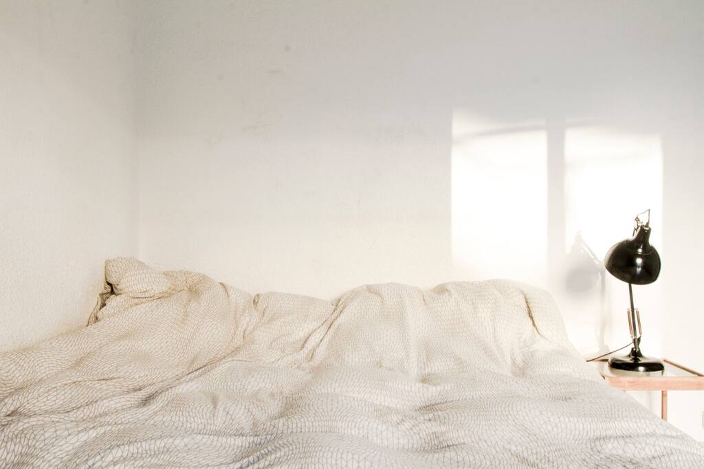 Bed close up 2